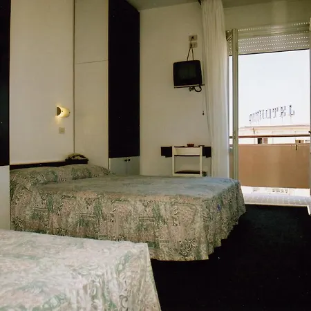Metropol Hotel 3*