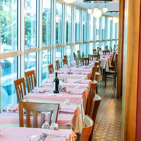 Metropol 3* 가테오 아 마레